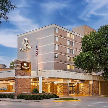 Hotel Doubletree By Hilton Madison Downtown Exterior foto