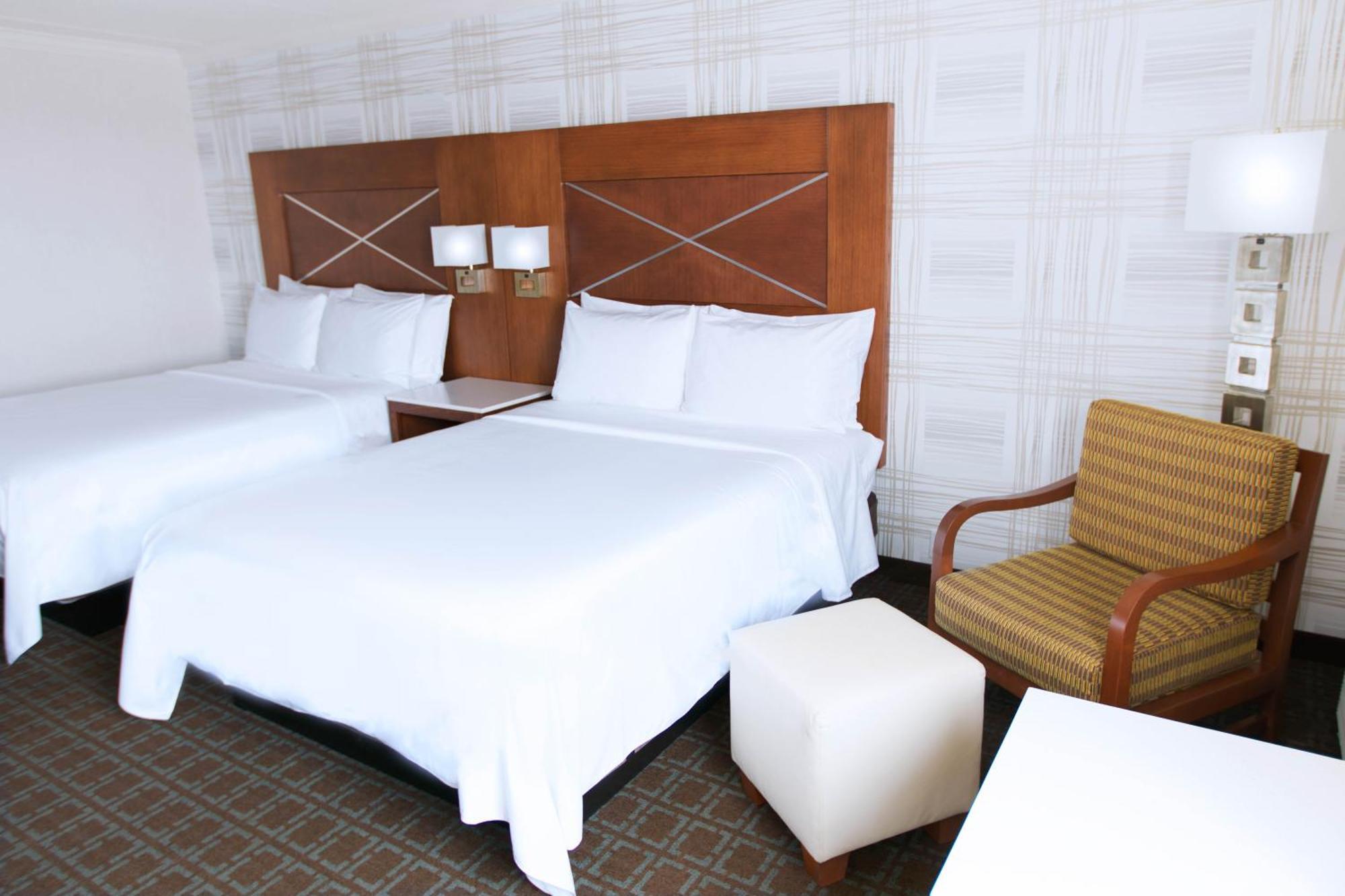 Hotel Doubletree By Hilton Madison Downtown Zimmer foto